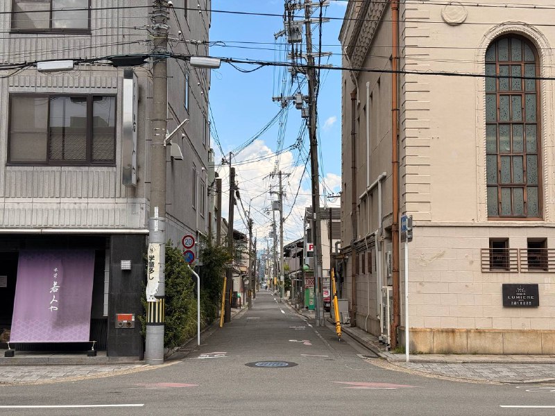 D3 锦市场 - 新京极 - 八坂神社这天让 Gemini 特地优化了一下行程后,节奏好了不少(而且总算是可以 11 点再出发了)