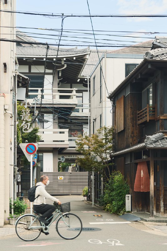 D13 上班第四天随便放一些可公开的街景照(乱序)